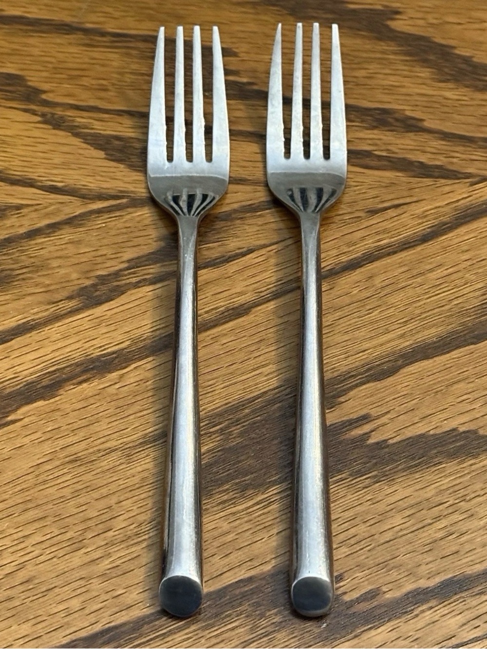 Towle Wave Living Collection 2 Dinner Forks 8 1/8” Stainless Flatware